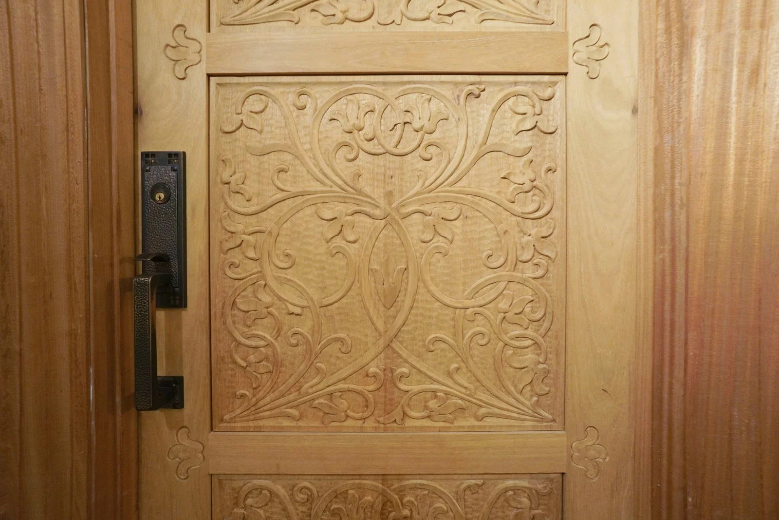 96 South St, Leather District