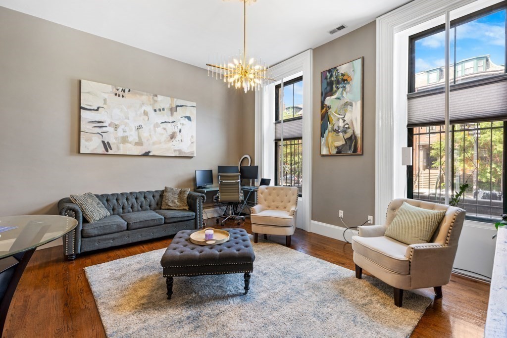 705 Massachusetts Ave, South End