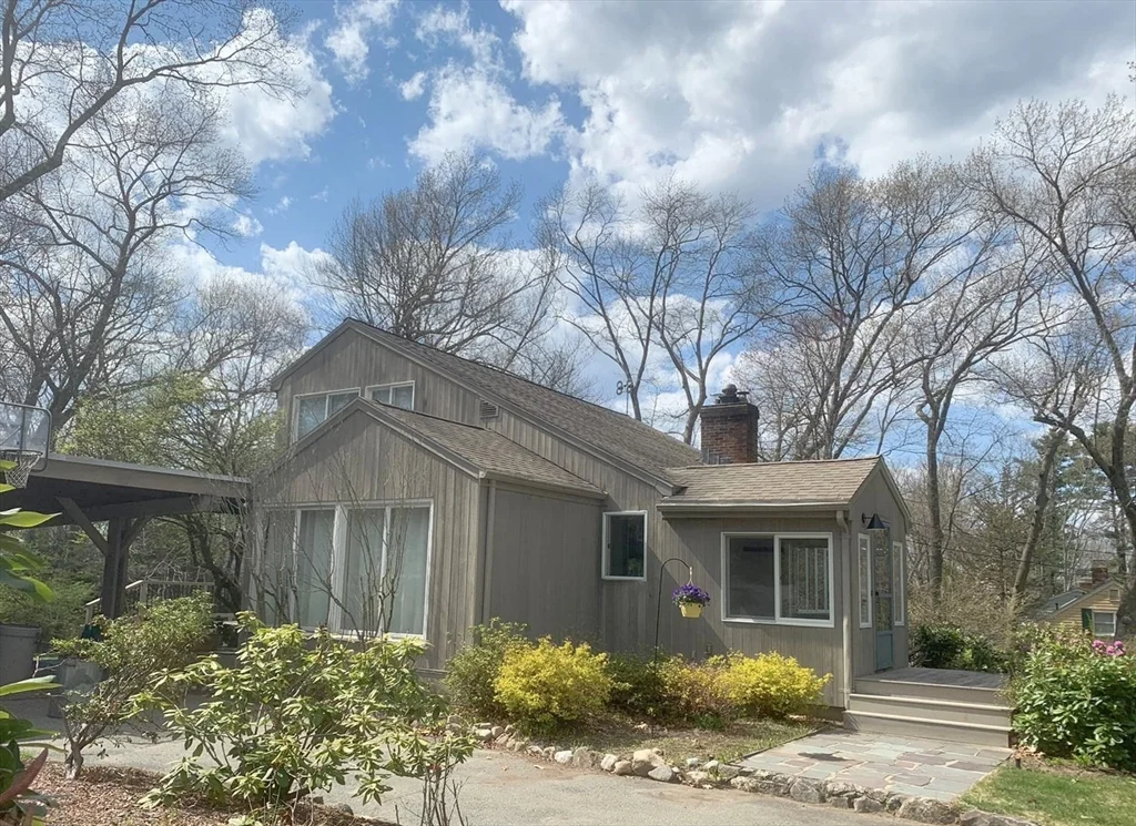 1 Balfour St, Lexington