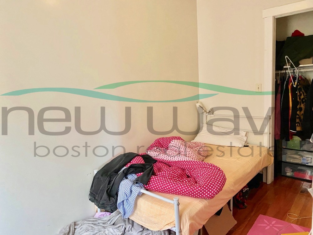 104 Hammond St, South End