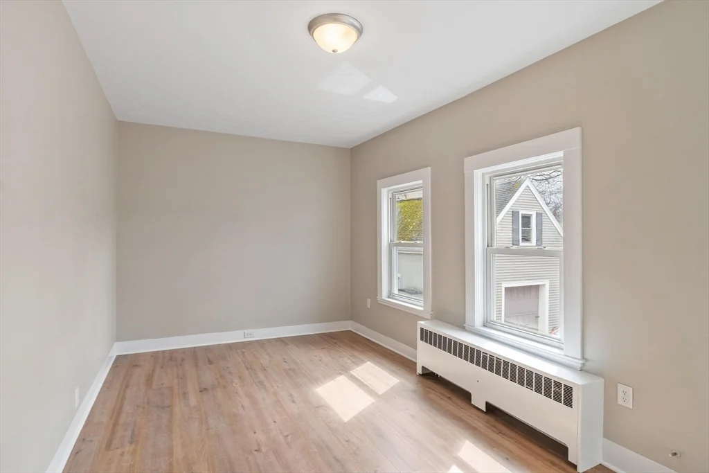 20 School St, Jackson Square