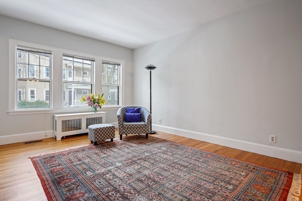 53 Maple Ave, Mid Cambridge