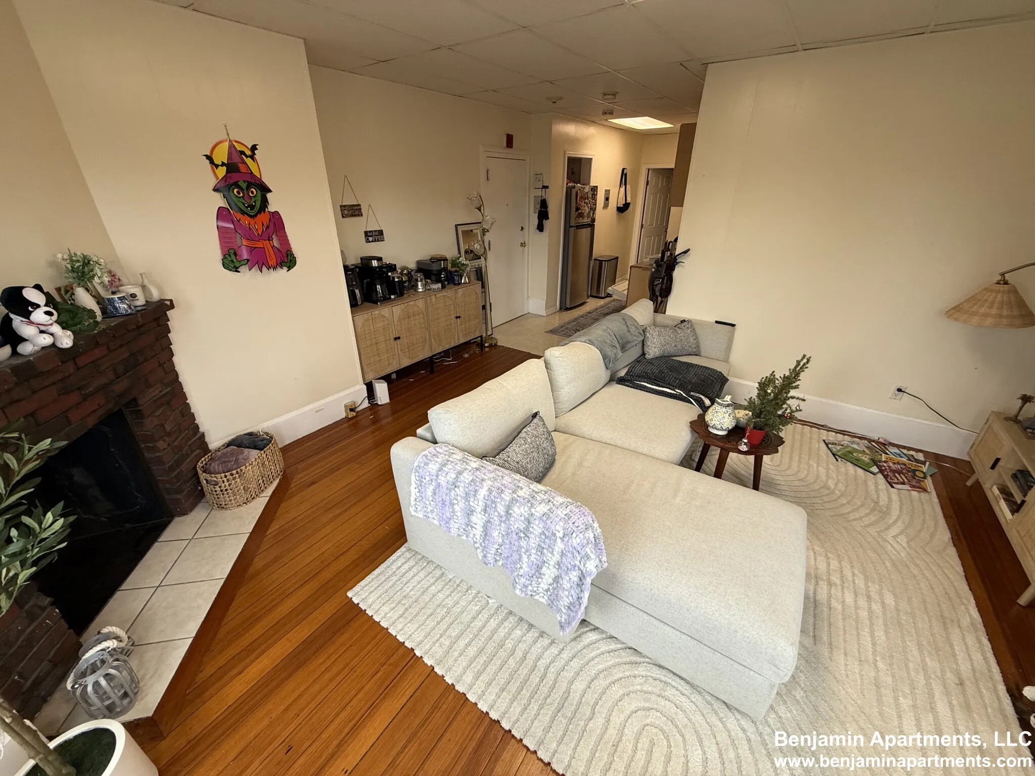 879 Beacon St, Fenway