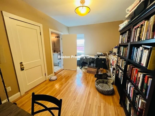 9 Rice St, Brookline