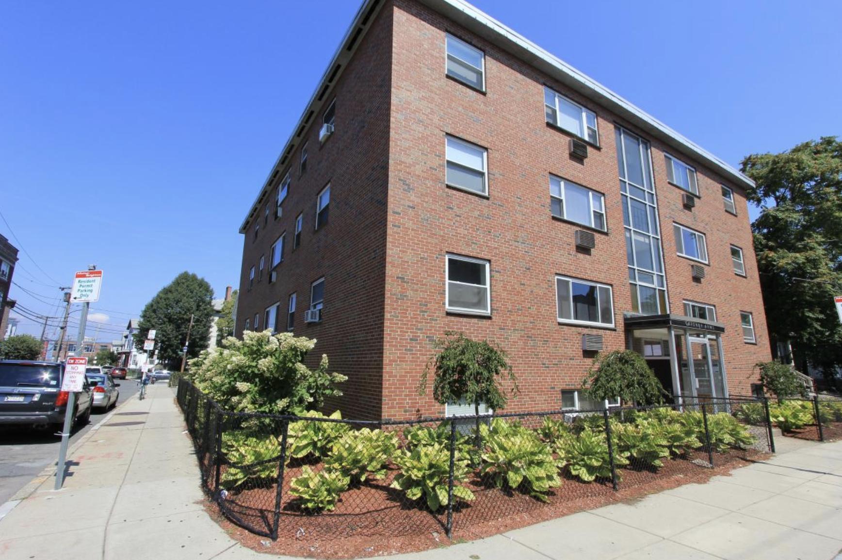 34 Gardner St, Allston