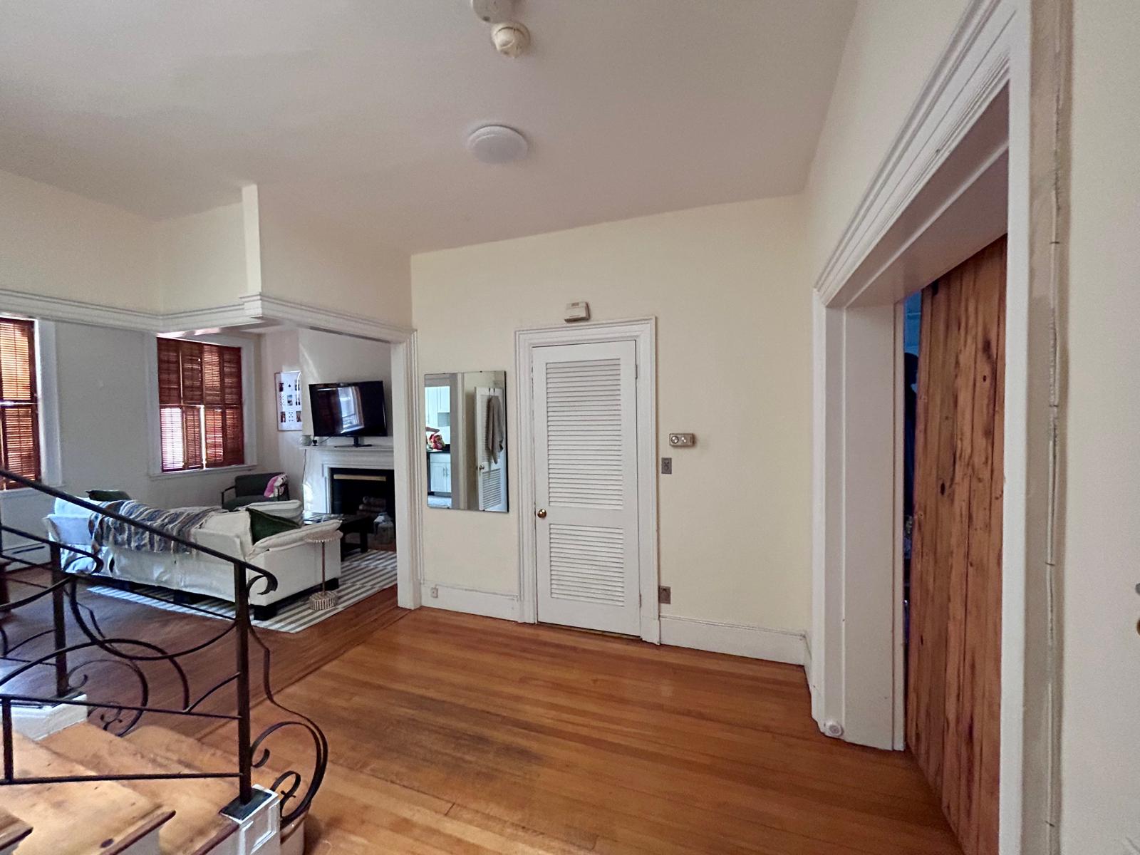 1712 Beacon St, Brookline