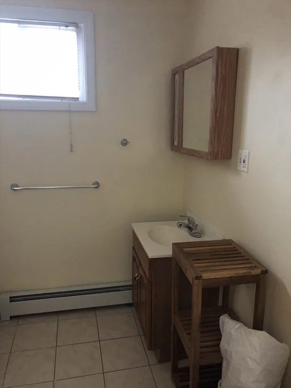 1686 Massachusetts Ave, Neighborhood Nine