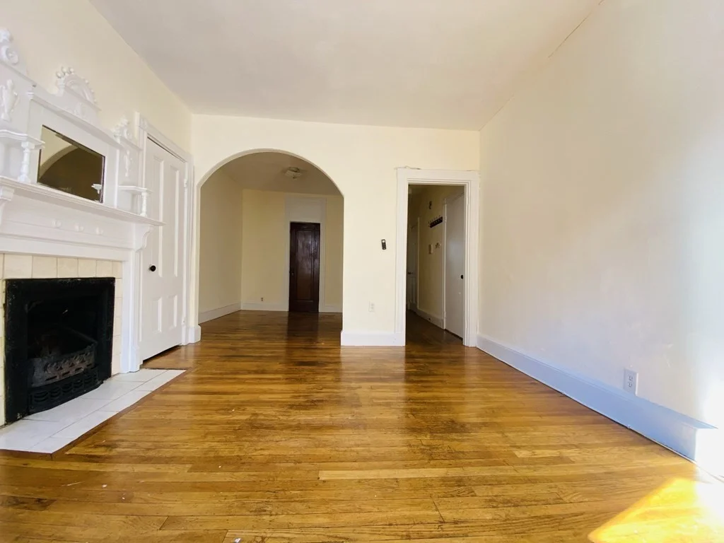 50 Saint Germain, Back Bay