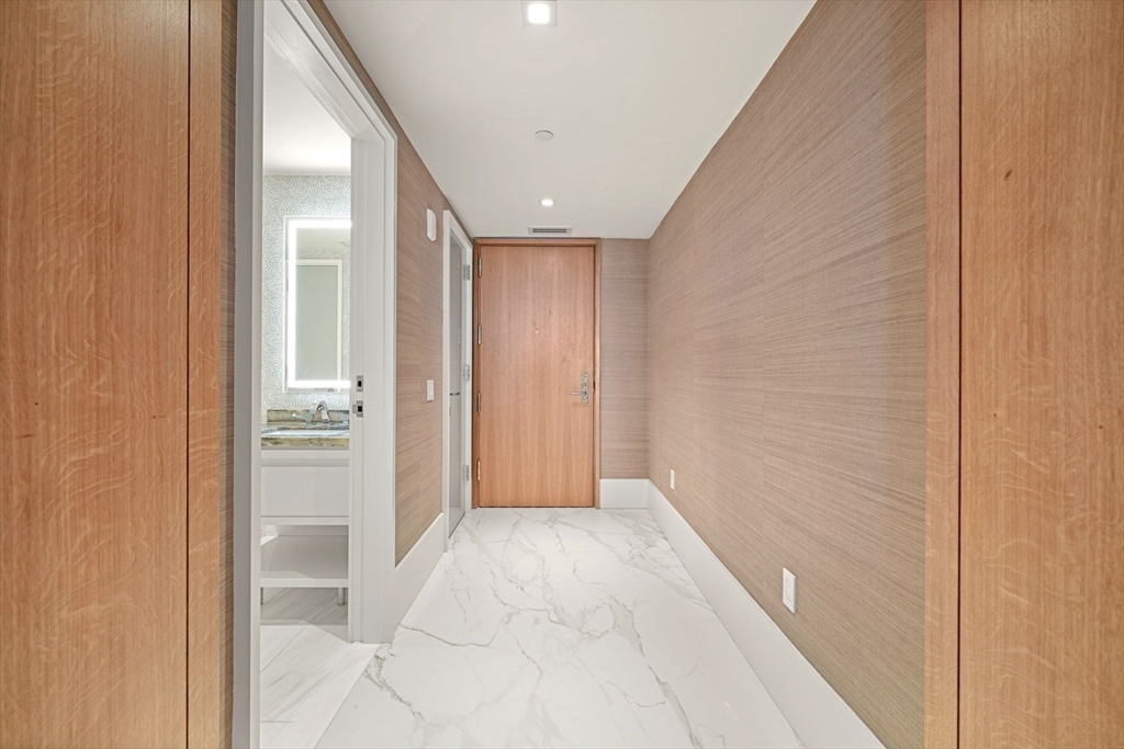 150 Seaport Boulevard, Seaport District