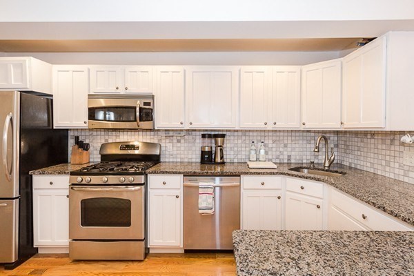 6 Porter Rd, Porter Square