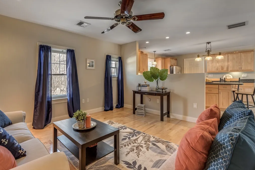 2 Melvin St, Wakefield