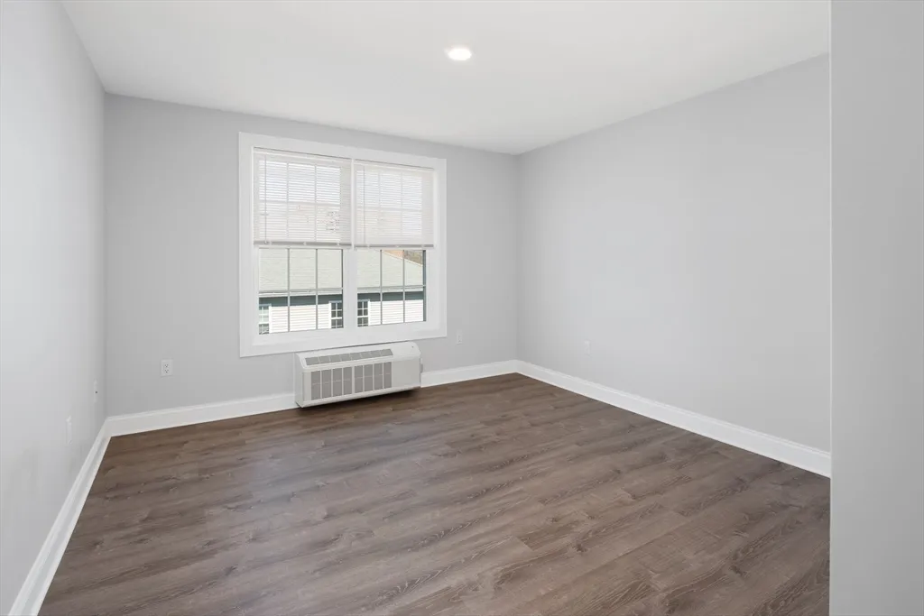 101 California Ave, Quincy