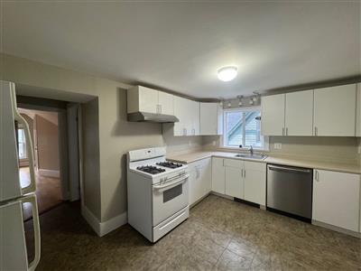 28 Francesca Ave, Powder House Square