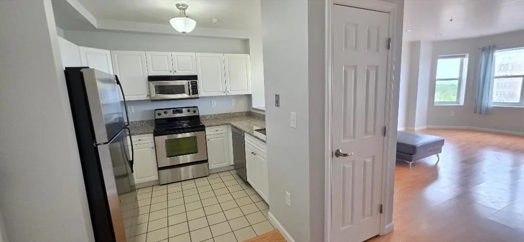 1 Cityview Ln, Quincy