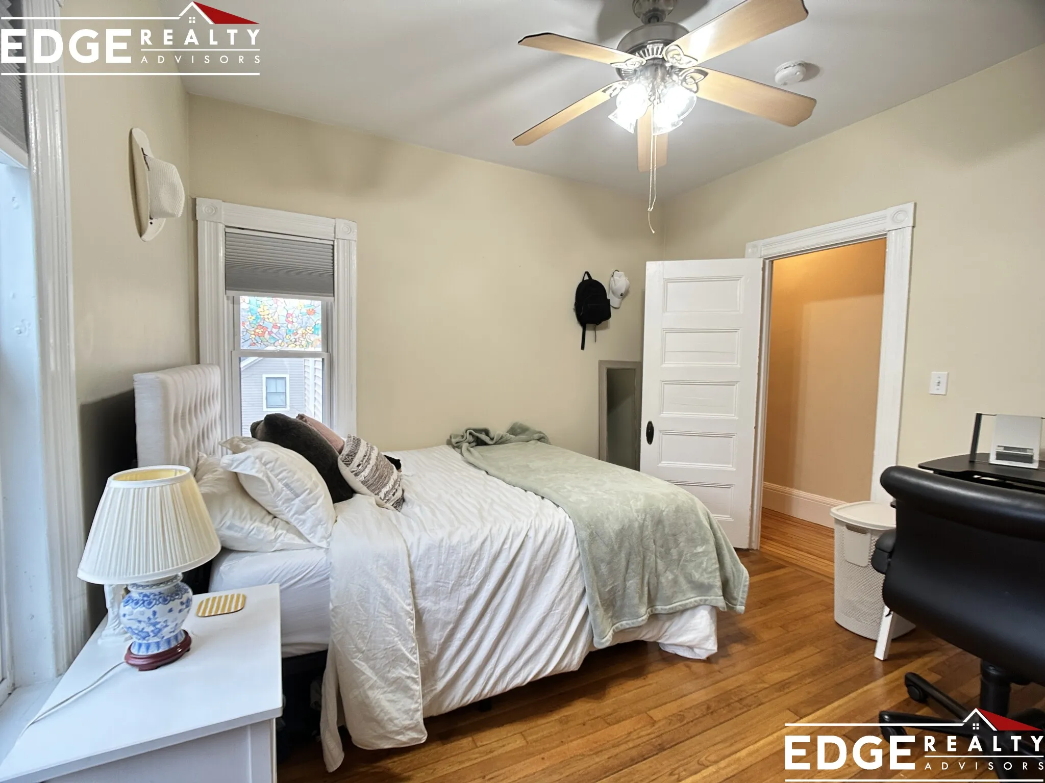 21 Bennett St, Oak Square