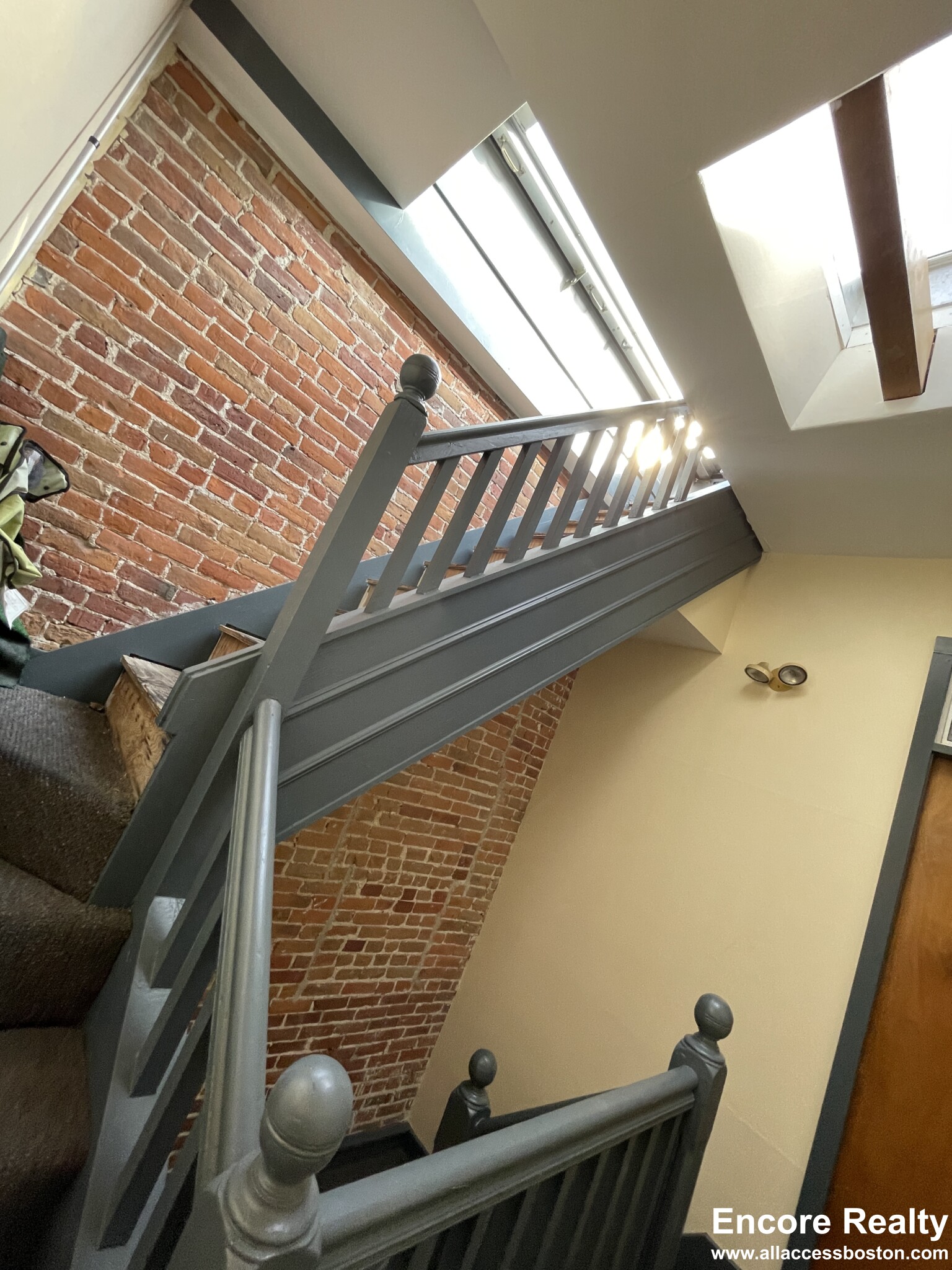 28 Symphony Rd, Fenway