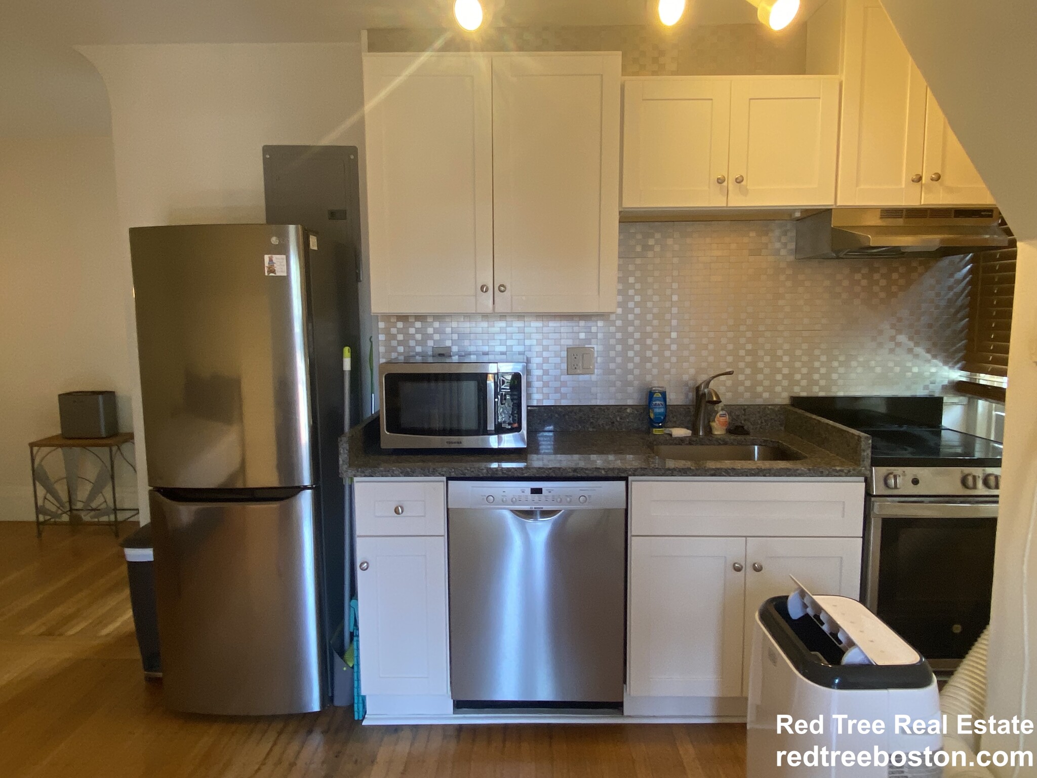 1748 Beacon St, Brookline