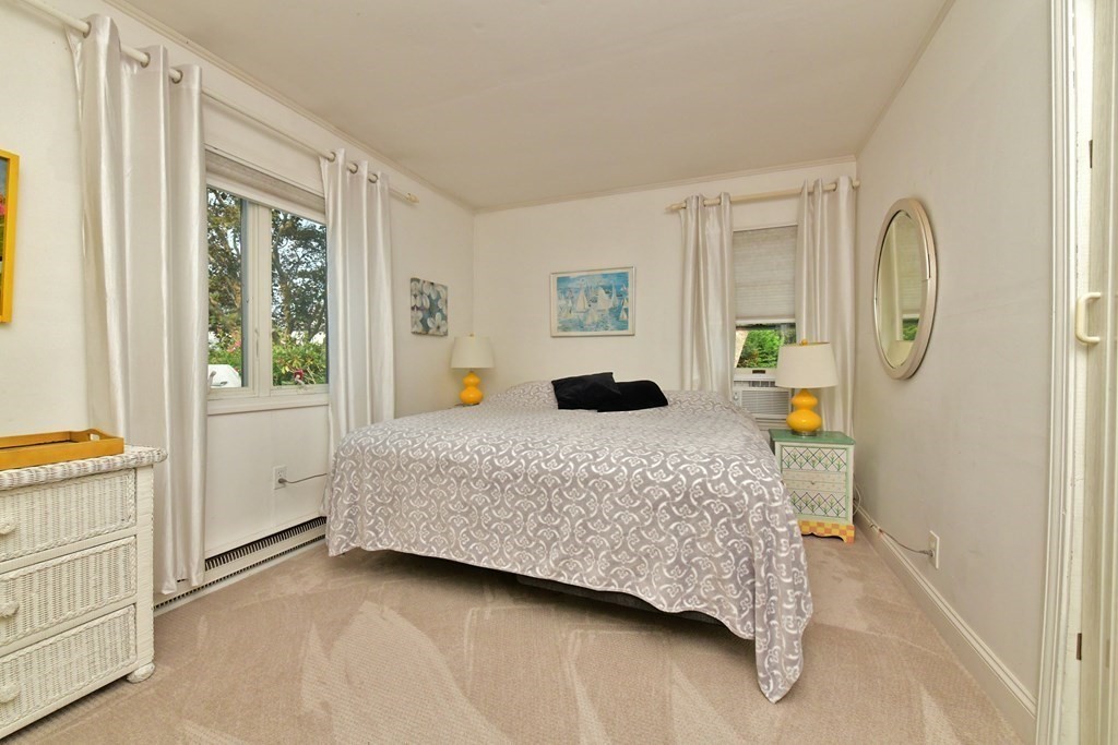 208 Standish Rd, Sagamore Beach