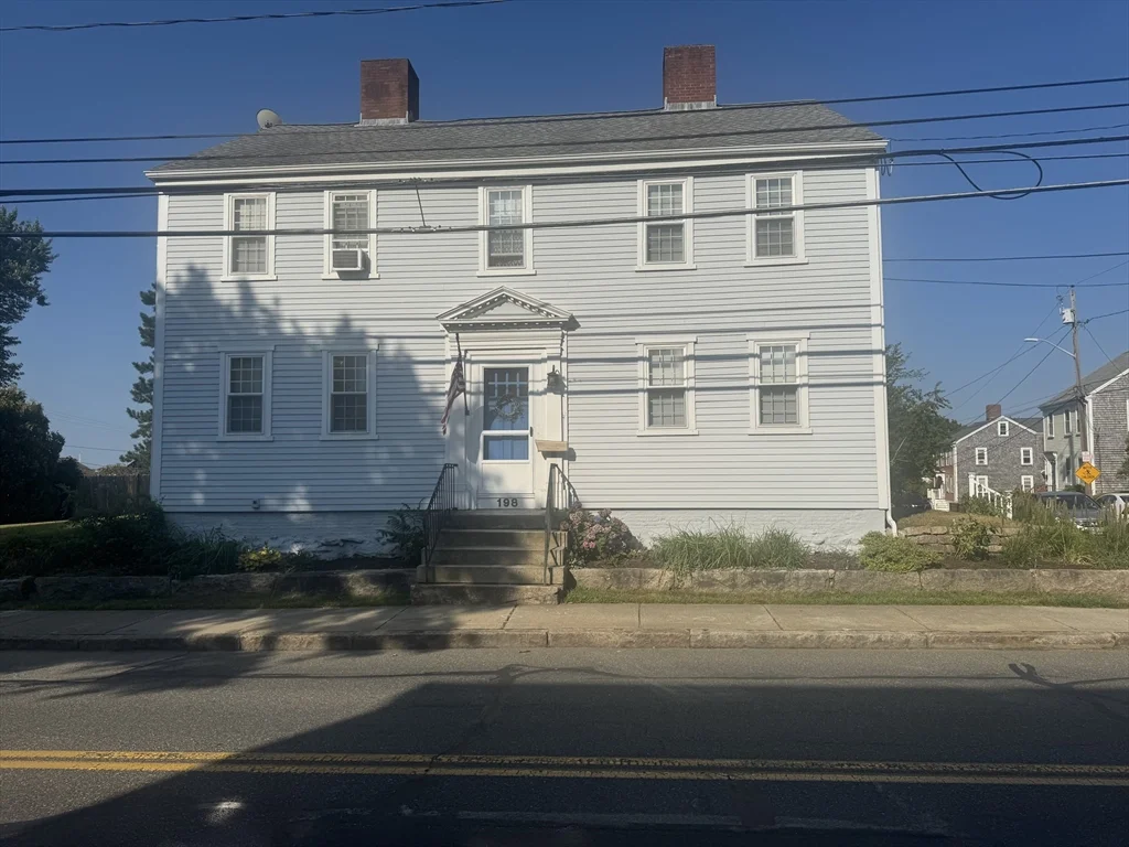 198 Main St, East Fairhaven