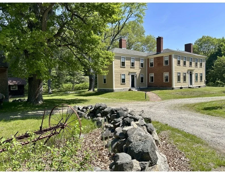 200 North Great Rd, Lincoln