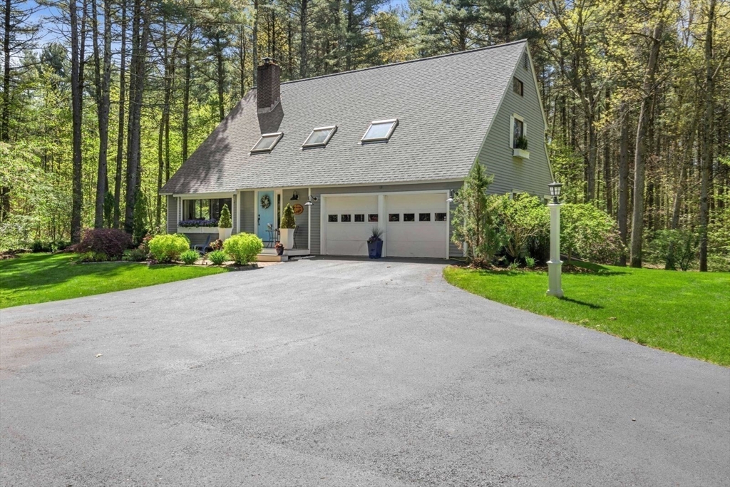 2 Deer Run, Littleton
