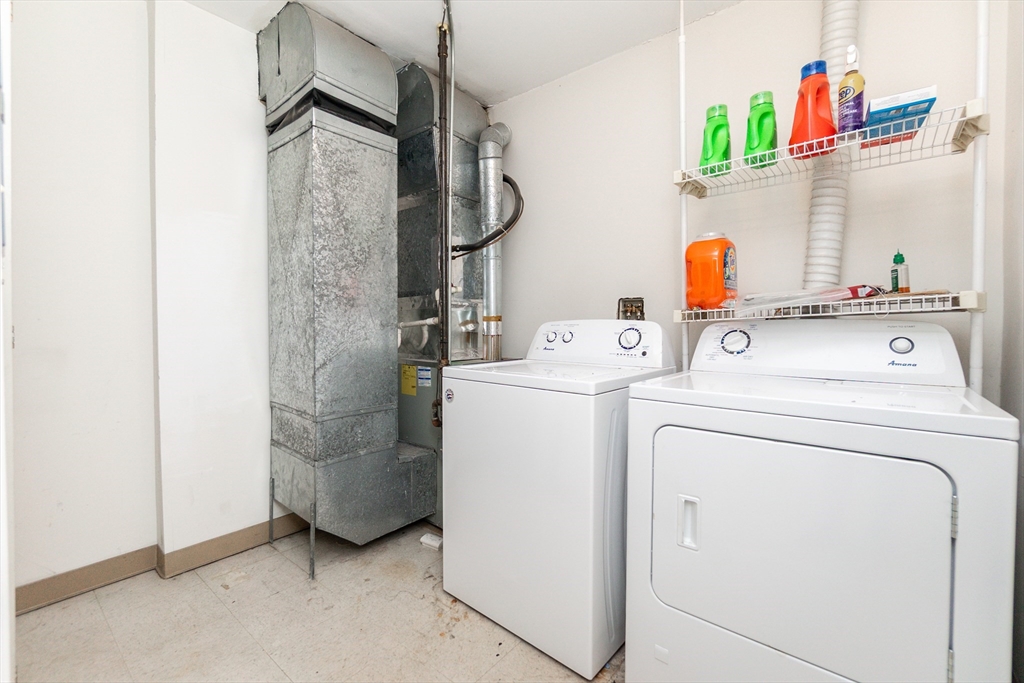 31 Henry St, Cambridgeport