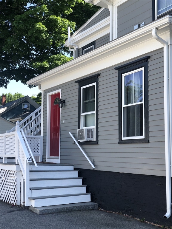 35 Broad St, Newburyport