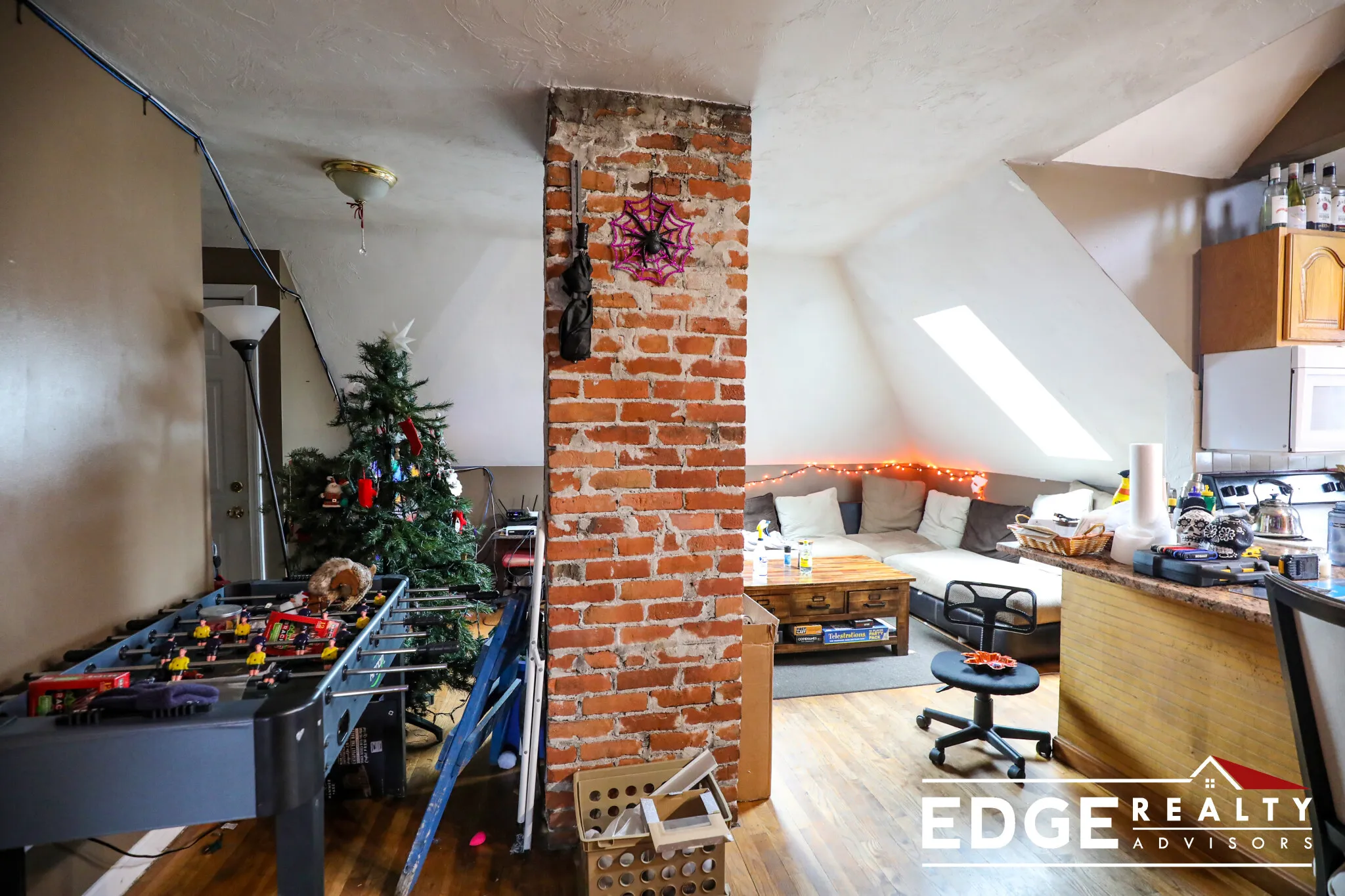 42 Brainerd Rd, Brighton