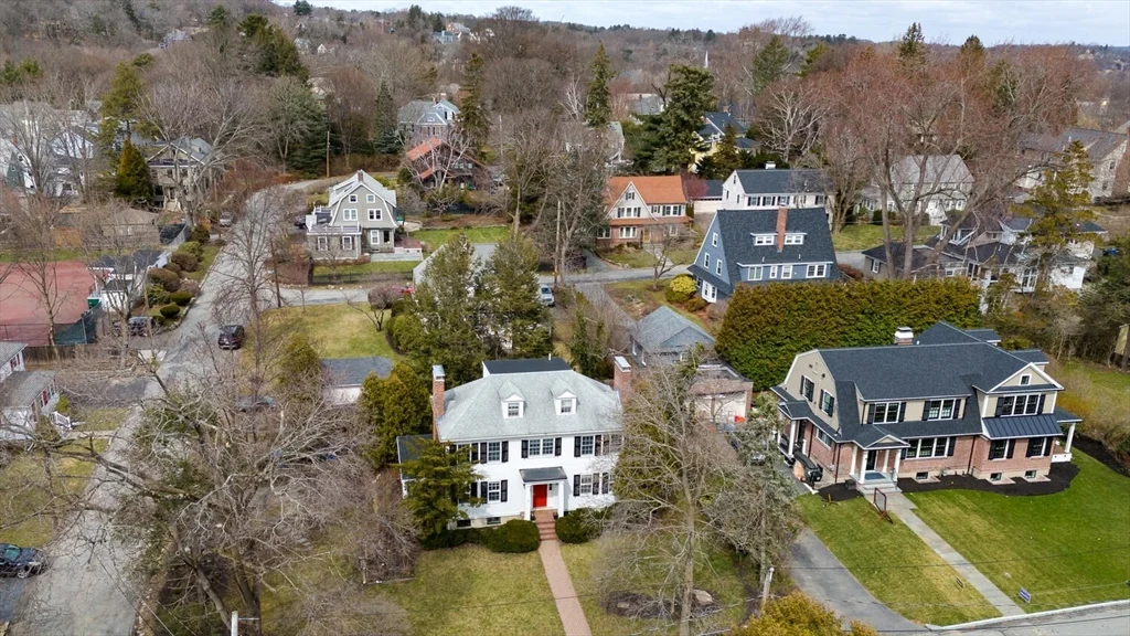 60 Kilburn Rd, Belmont