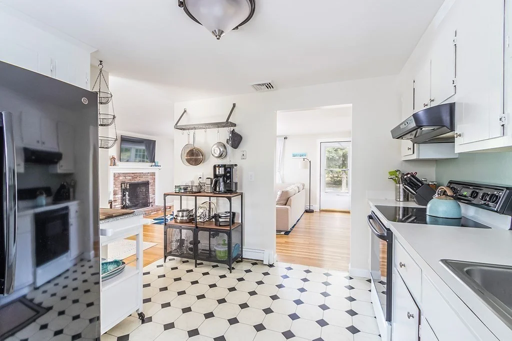 67 Old Post Rd, Centerville