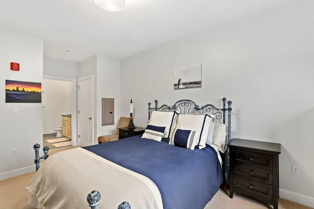 1501 Commonwealth Ave, Brighton