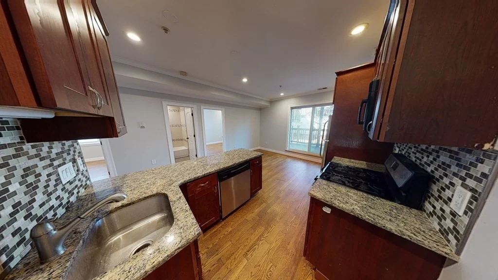 27 Chestnut Ave, Jamaica Plain