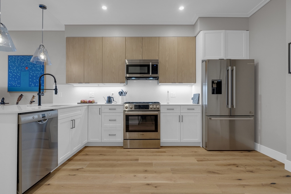 70 Leo Birmingham Pkwa, Brighton