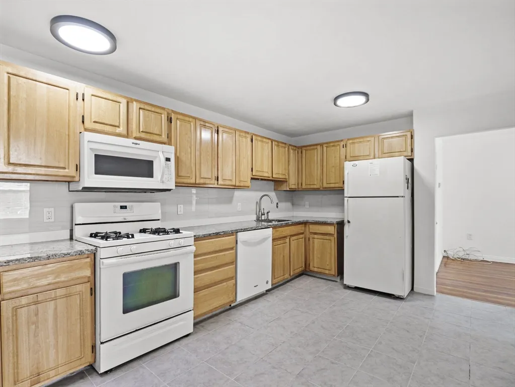 95 Florida St, Dorchester