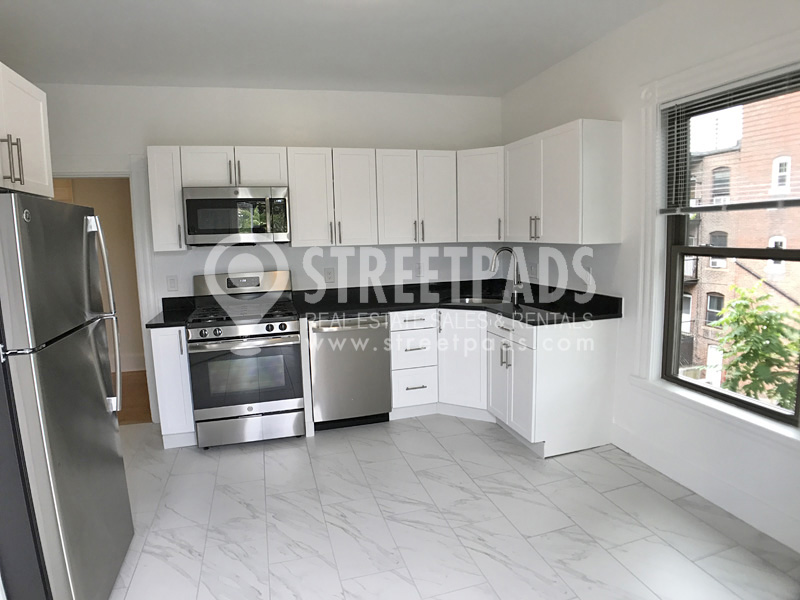 77 Lanark Rd, Brighton