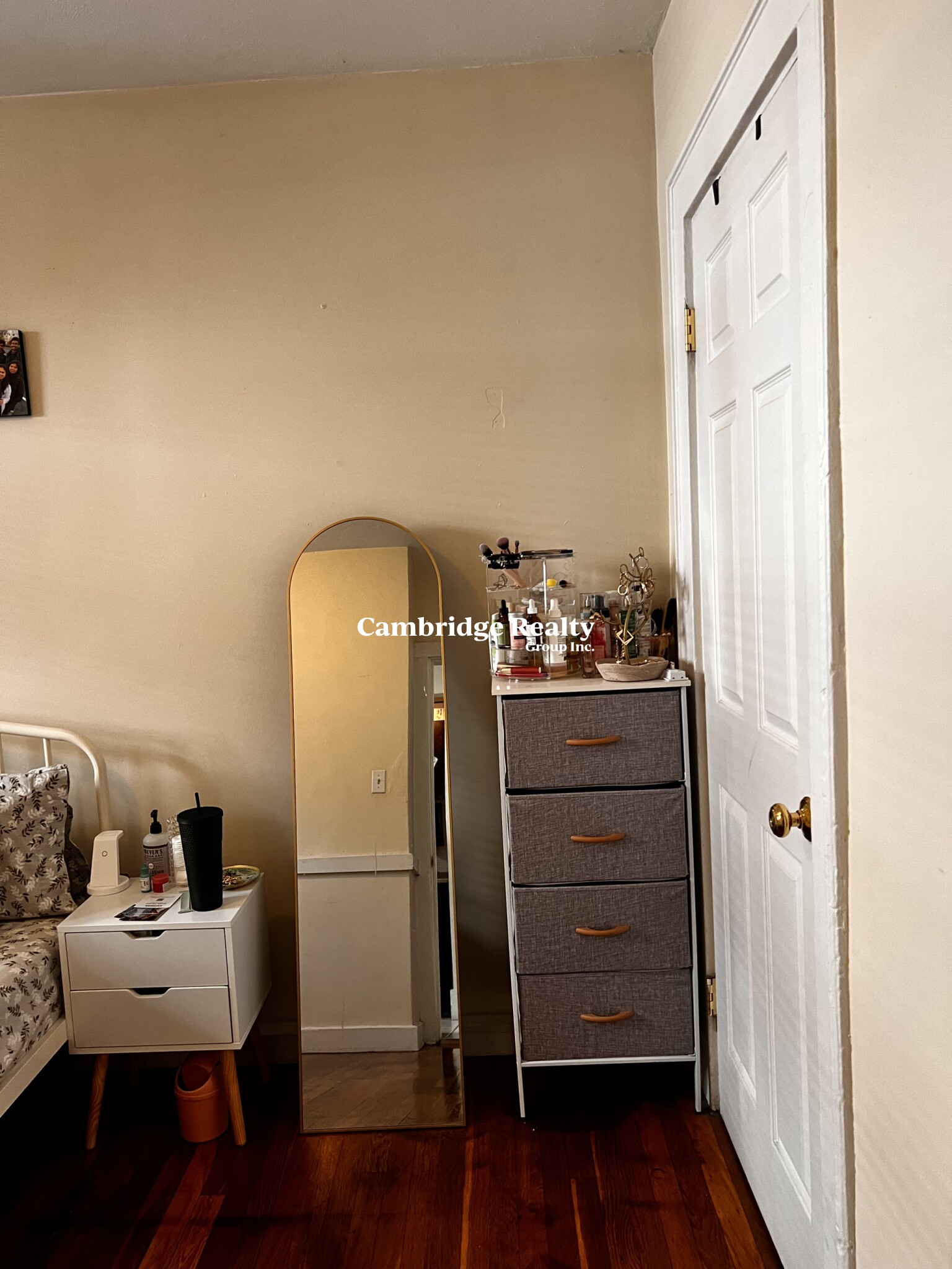 41 Crescent St, Medford Street / The Neck
