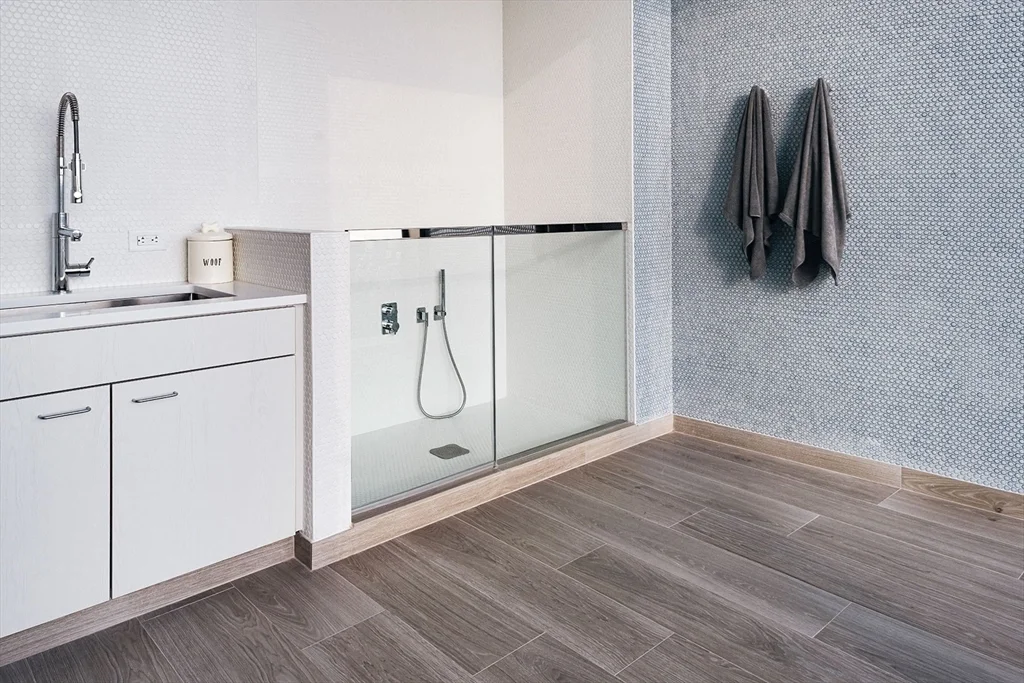 1 Dalton St, Back Bay