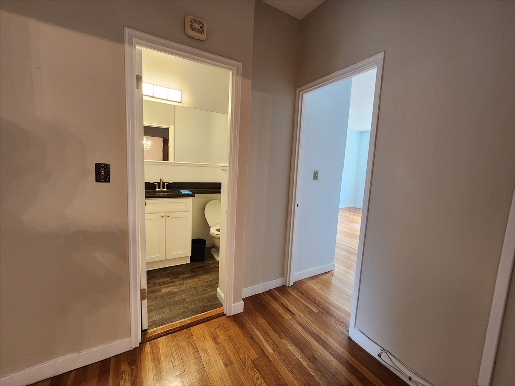 573 Washington St, Brookline