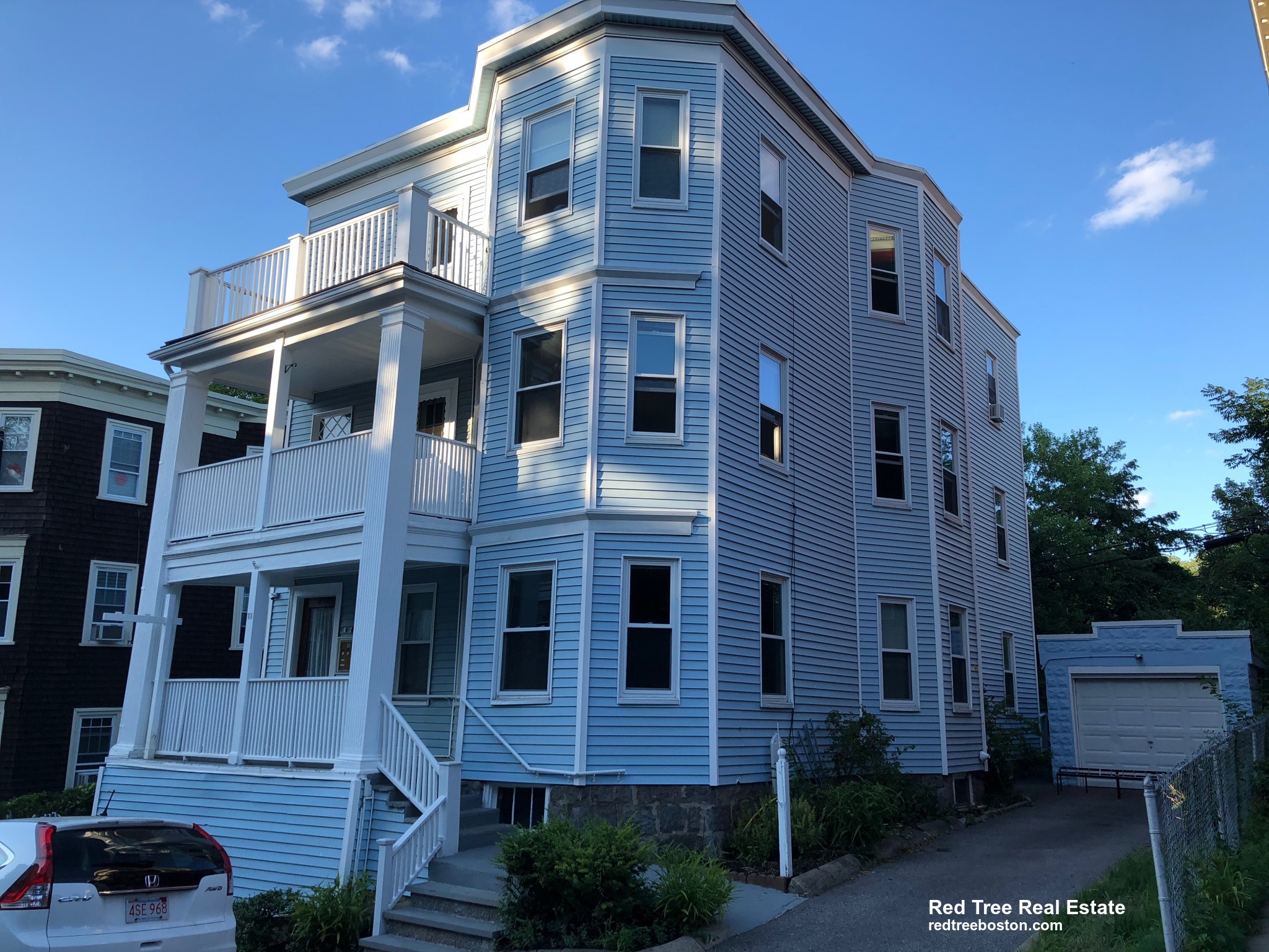 11 Parkton Rd, Jamaica Plain