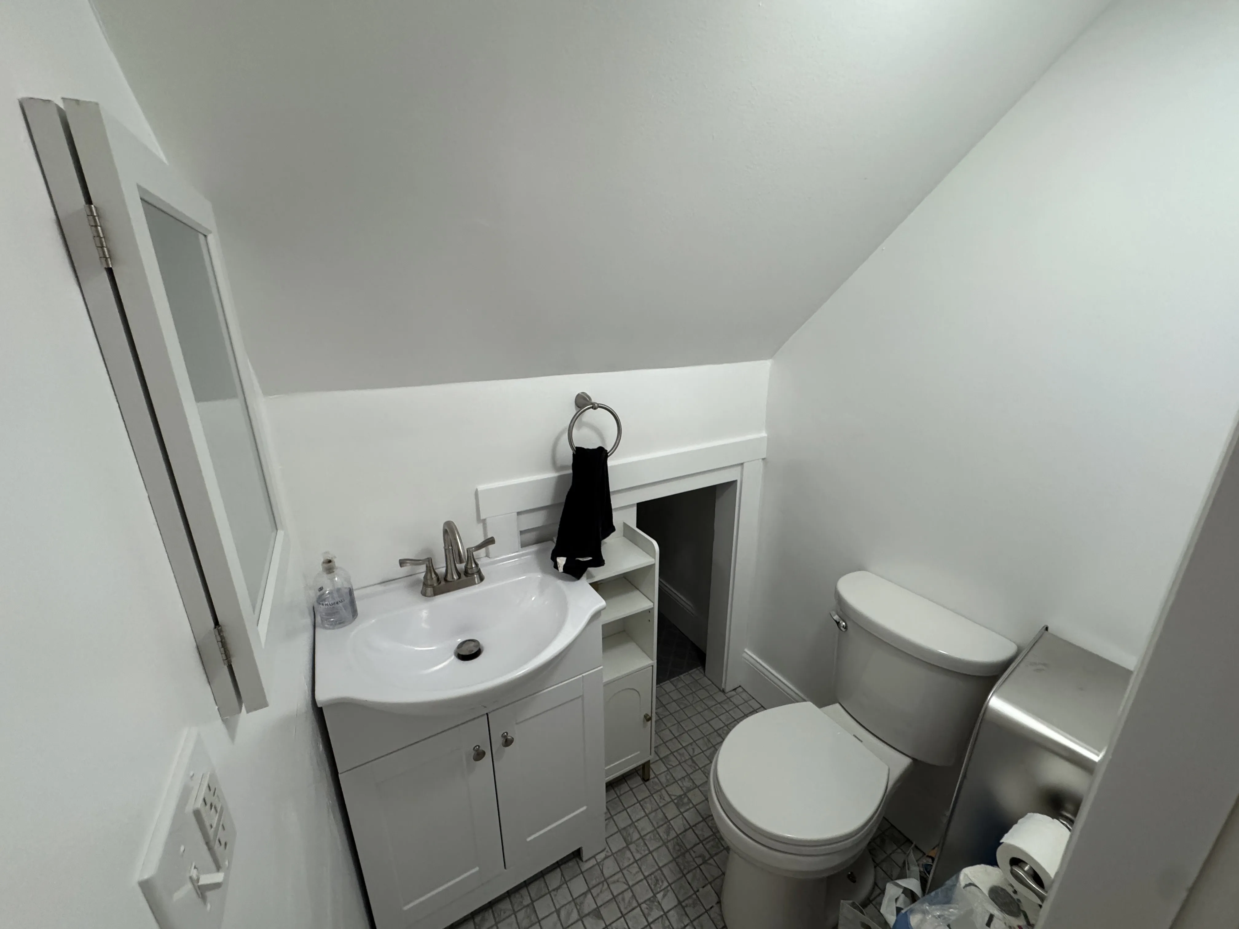 11 Burnham St, Tufts