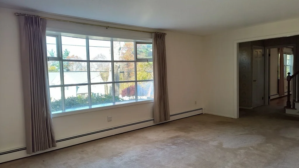 6 Streeter Rd, Paxton