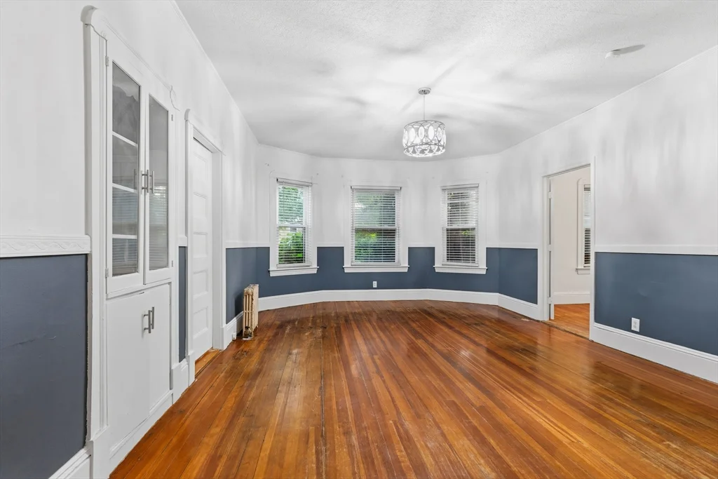 398 Spring St, Brockton