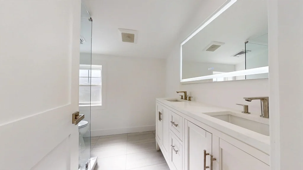 73A Trowbridge St, Belmont