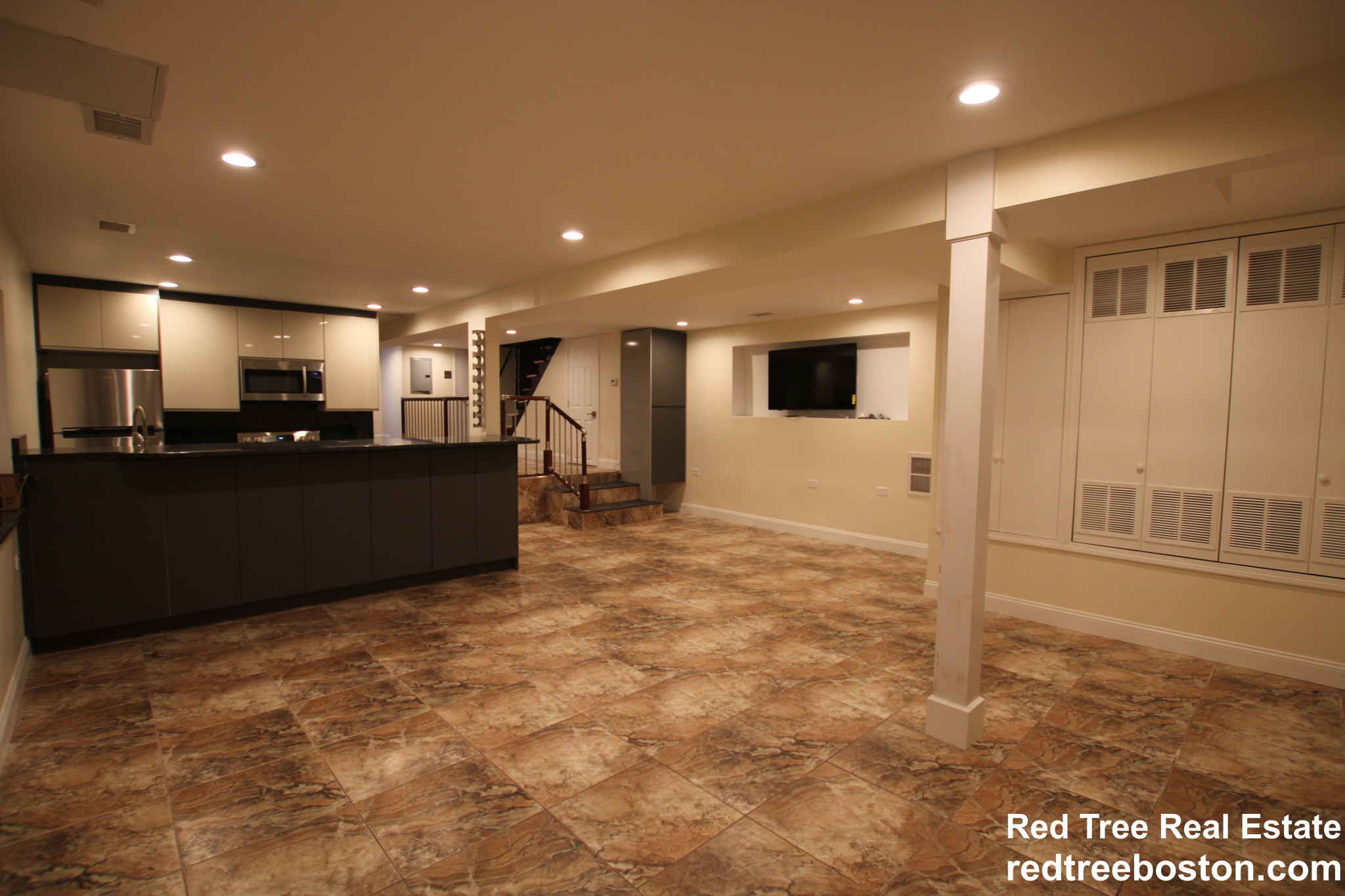 25 Saint Marys Ct, Brookline