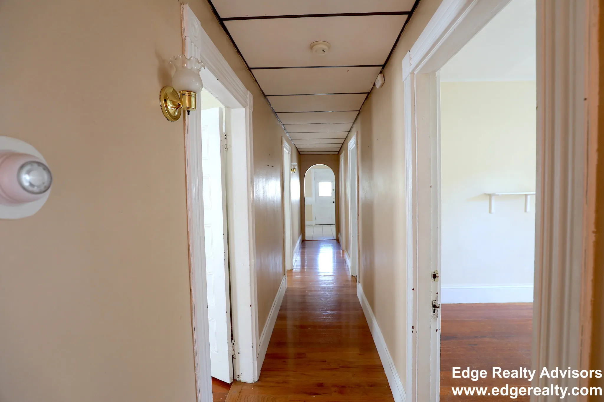 1 Washburn Ter, Harvard Avenue