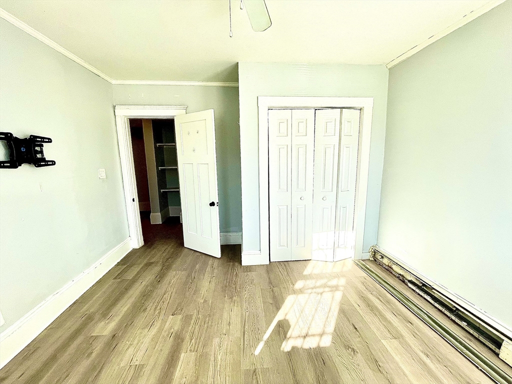 1736 Commonwealth Ave, Brighton