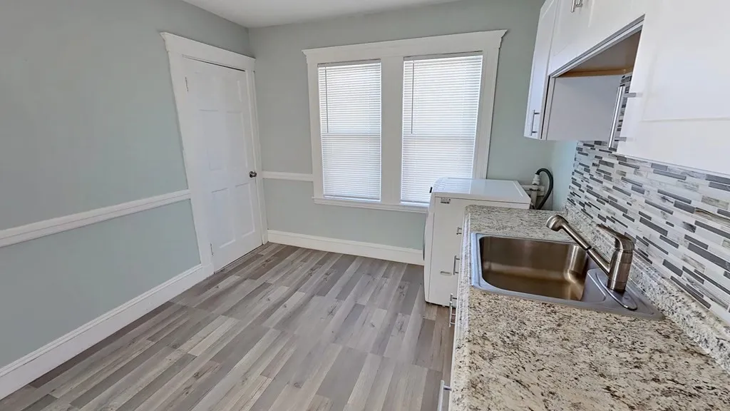 75 Forest Hills St, Jamaica Plain