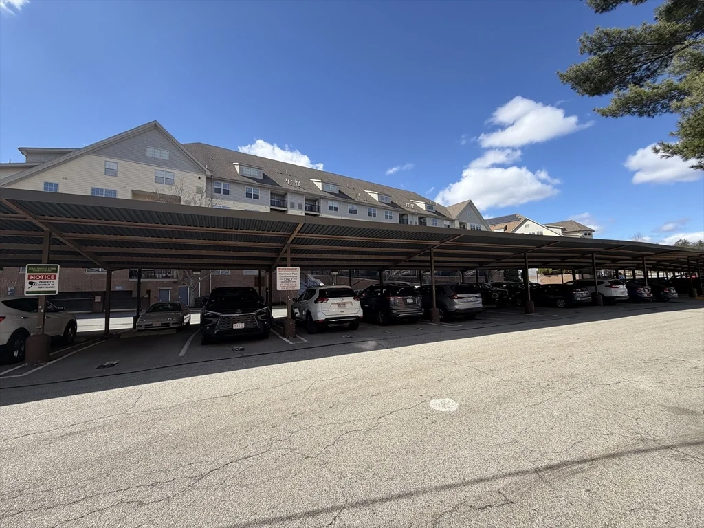 2 Hamond Pond Pkwa, Newton