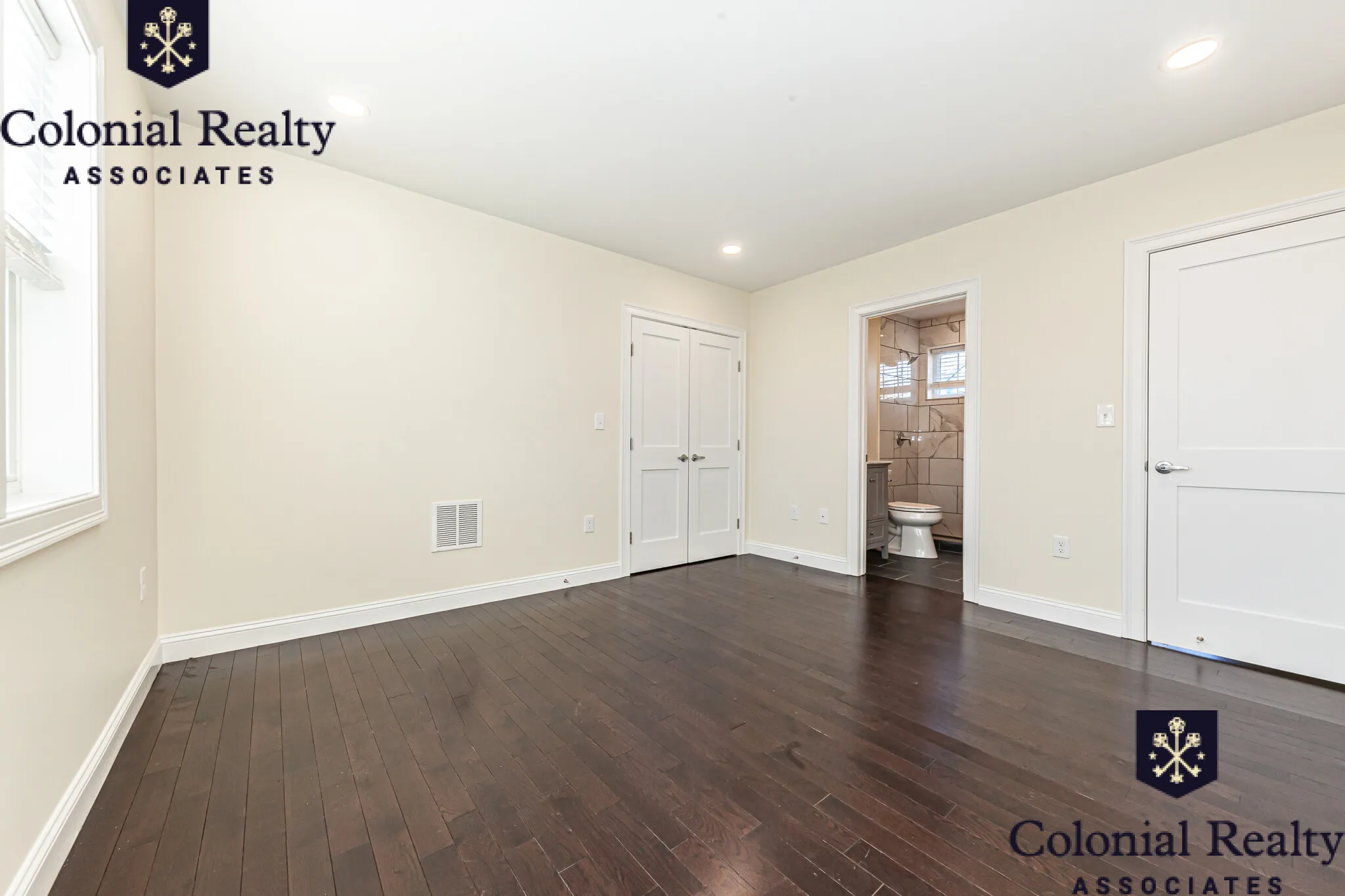 48 Caldwell Rd, West End