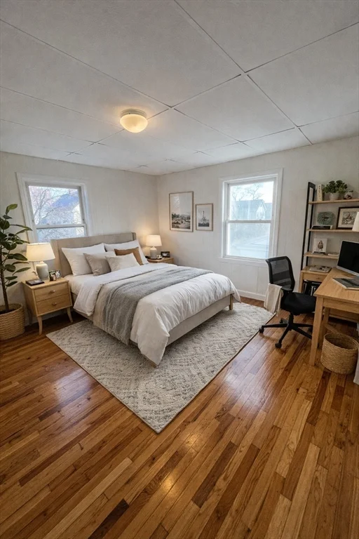 36 Everett St, Medford